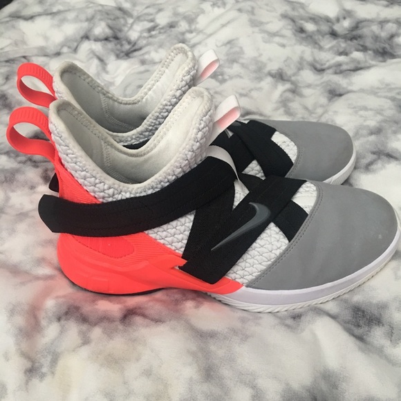 lebron soldier 12 flash crimson